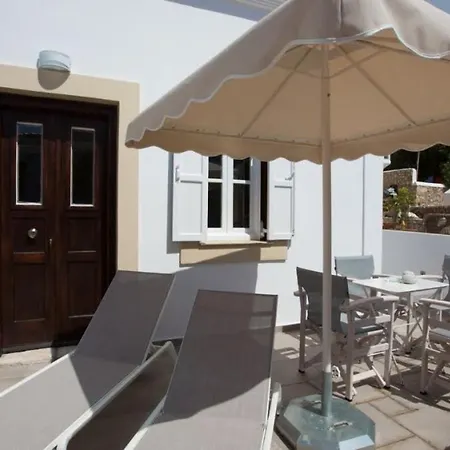 Chic & Modern Apartments With Swim Access Chalki Town Exterior photo