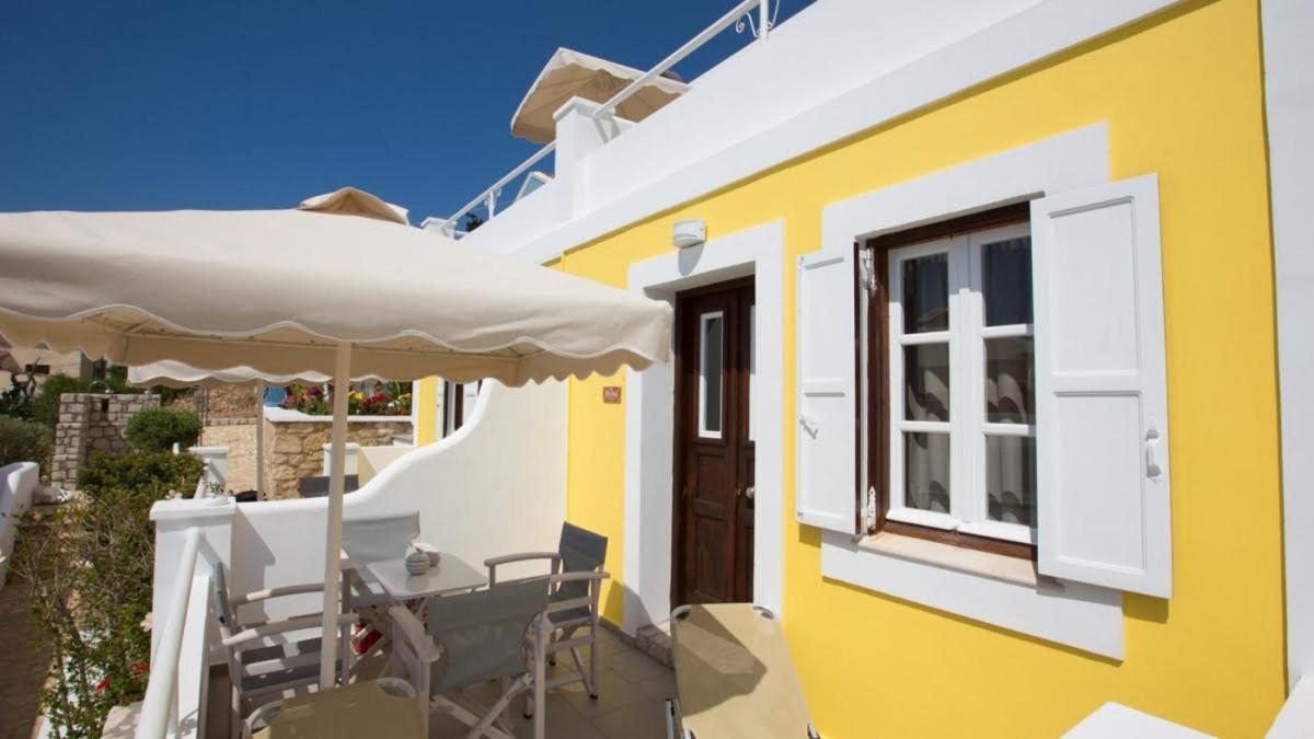 Chic & Modern With Swim Access Holiday home Chalki Town